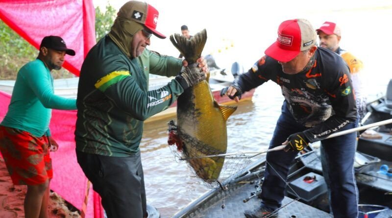 Torneio AraguaÃna de Pesca Esportiva reúne mais de 500 pescadores no Garimpinho