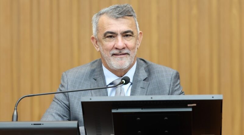 Amélio Cayres destina mais de R$ 1,3 mi em emendas para eventos culturais, obras e ações municipais