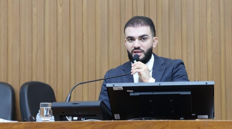 Assembleia Legislativa aprova reajuste salarial de 4,17% para servidores do Executivo e aposentados do Igeprev